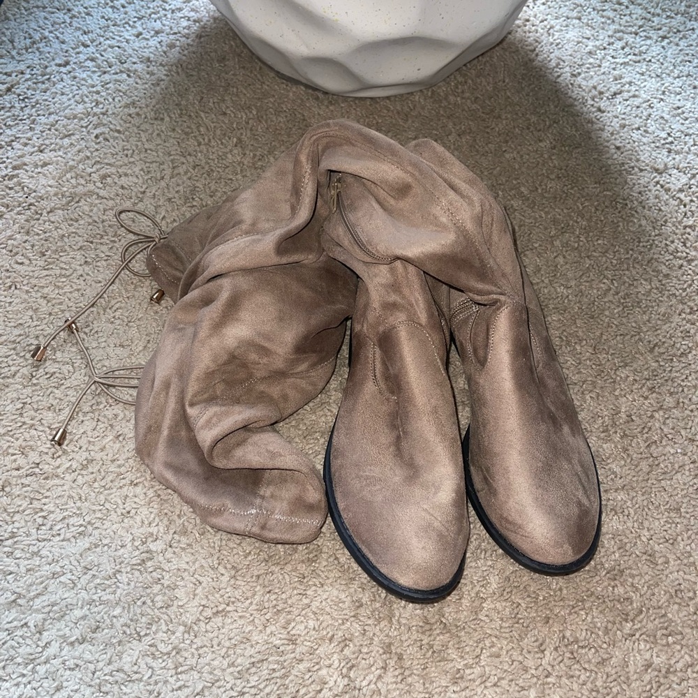 Taupe boots